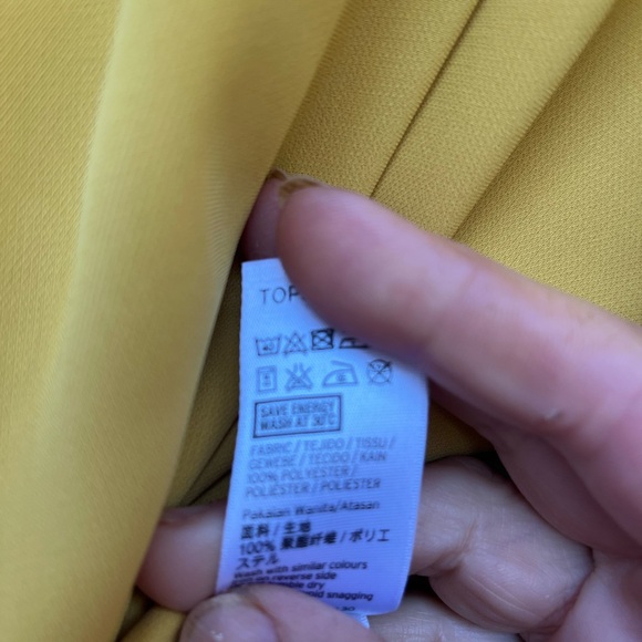 Topshop mustard thin strap front/back V-neck, lined top, side slits, size 2 - Picture 6 of 9